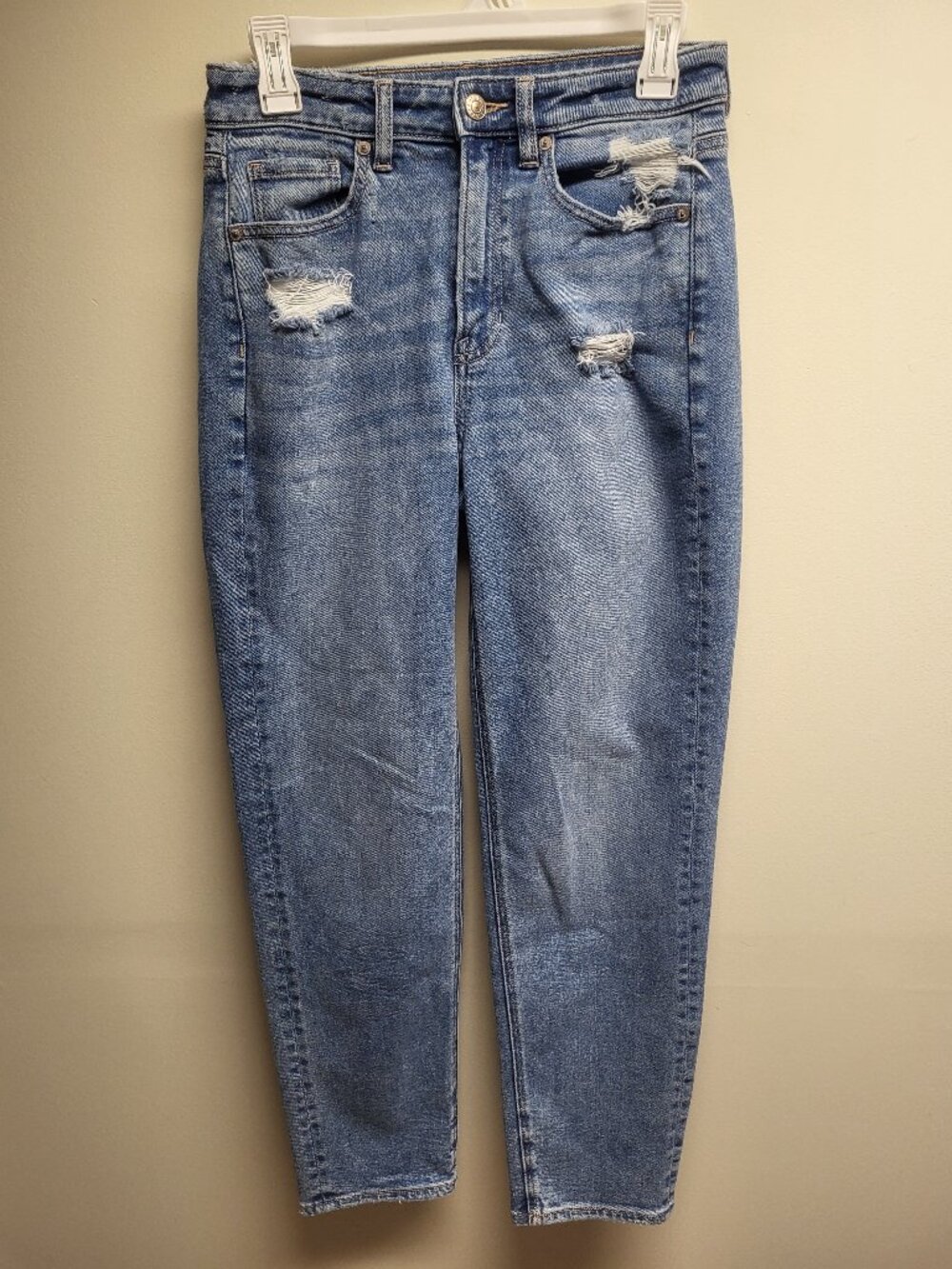 American Eagle Women's Distressed Stretch Mom Jeans Size 2 Regular